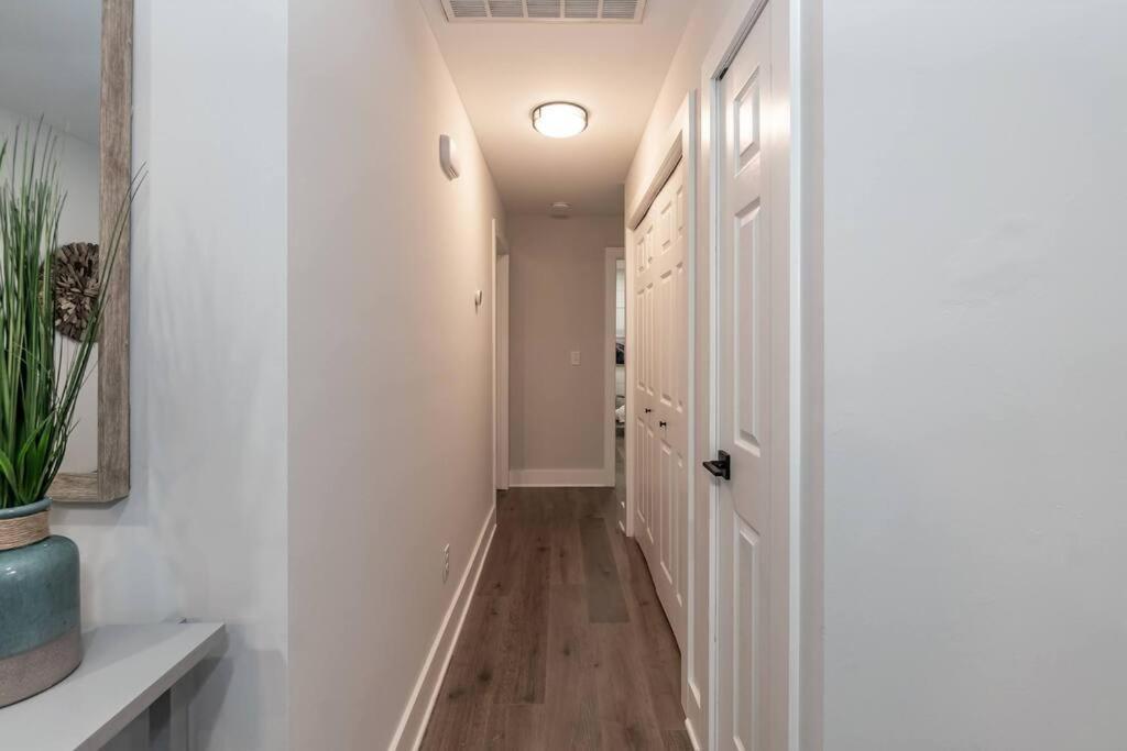 Island Joy - Newly Renovated/Walk To The Beach! Остров Оук Экстерьер фото